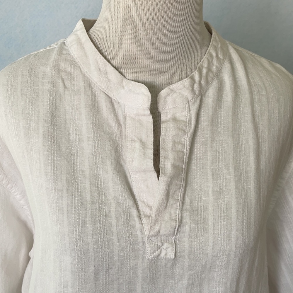 Structure Long Sleeve Open V-Collar Tunic - Picture 4 of 11